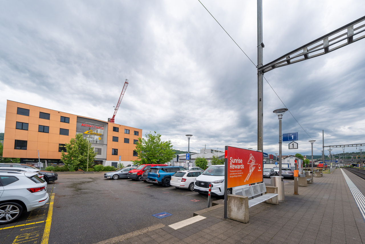 637m² negozio
