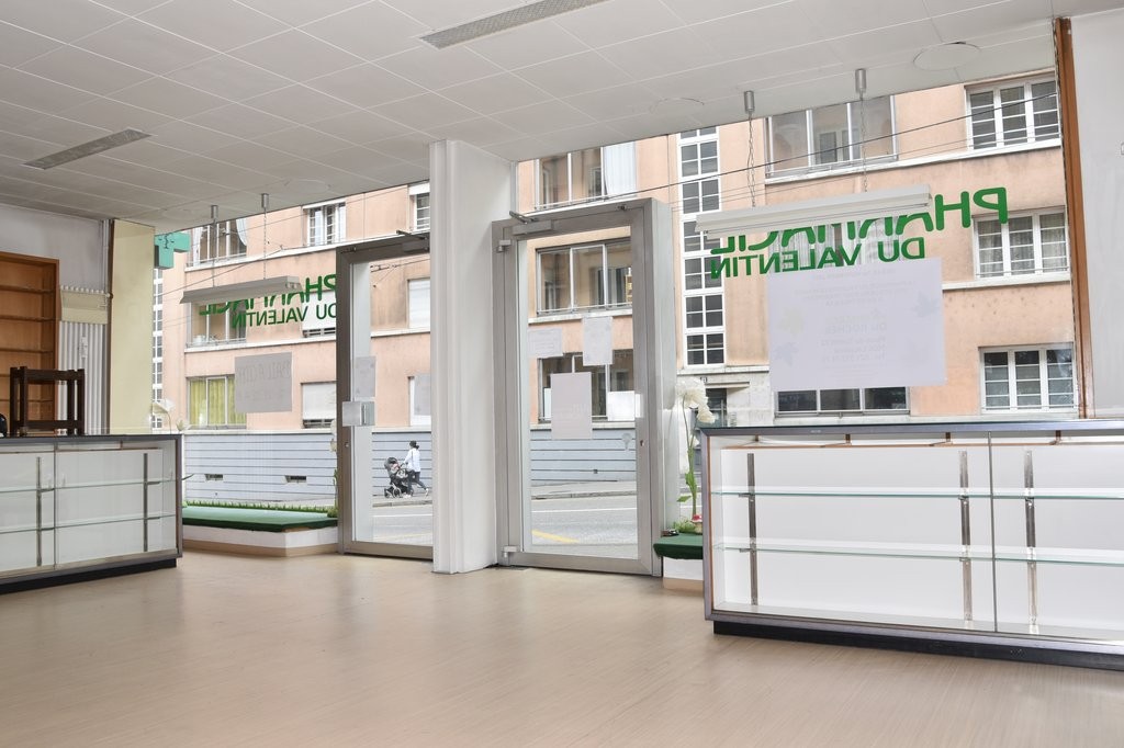 negozio di 162m²