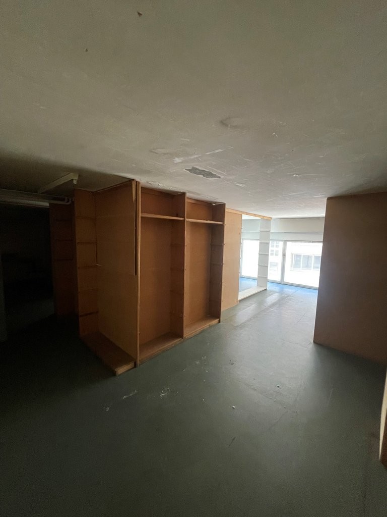 negozio di 162m²