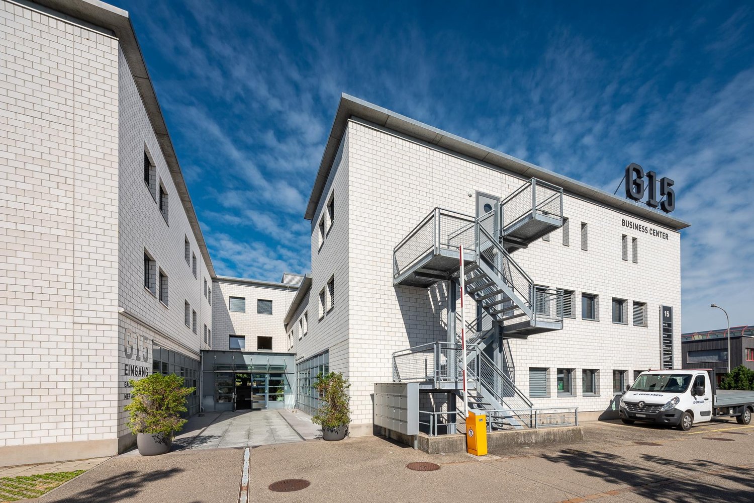 532m² commerciale