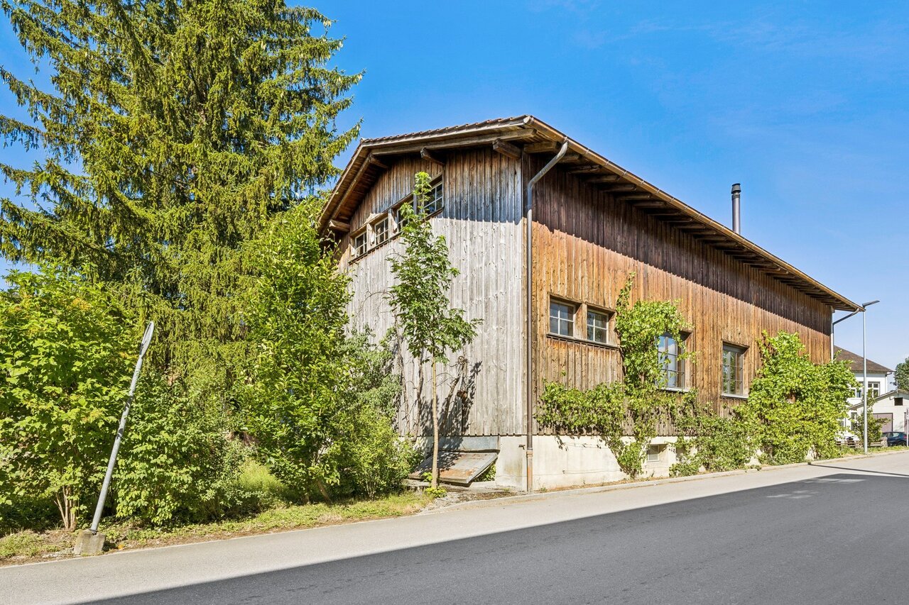 569m² commercial