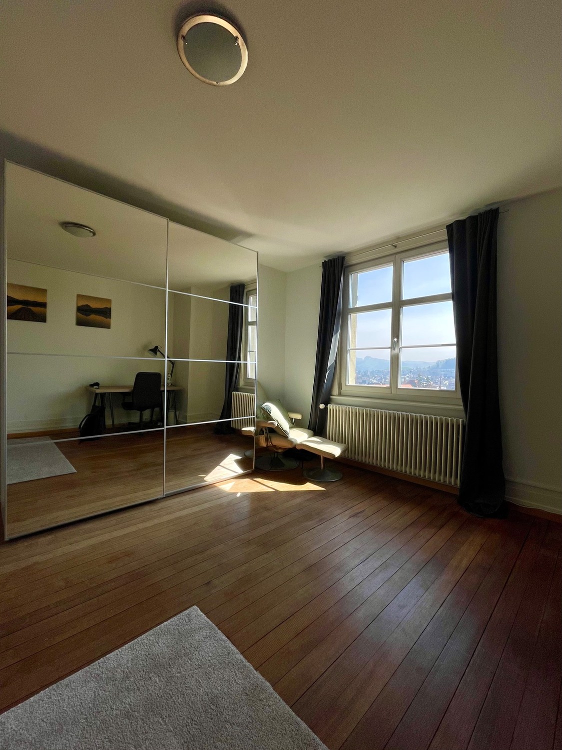 Camera in un appartamento condiviso, foto 4 di 8