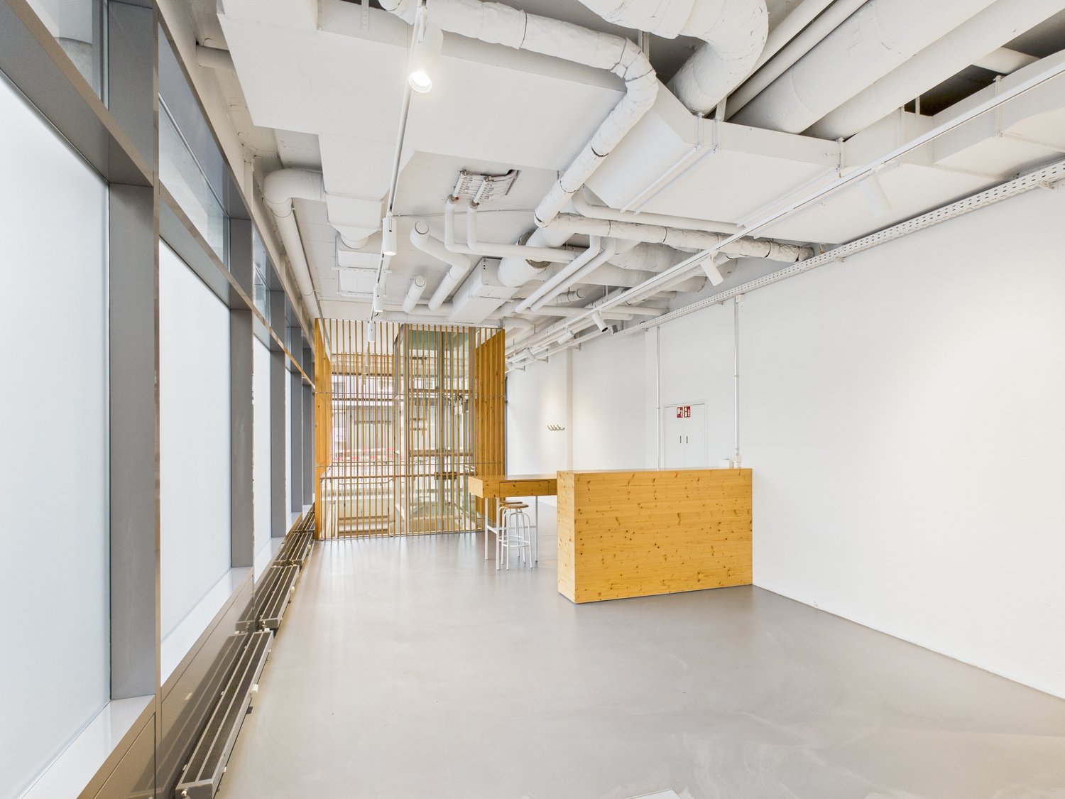 333m² negozio