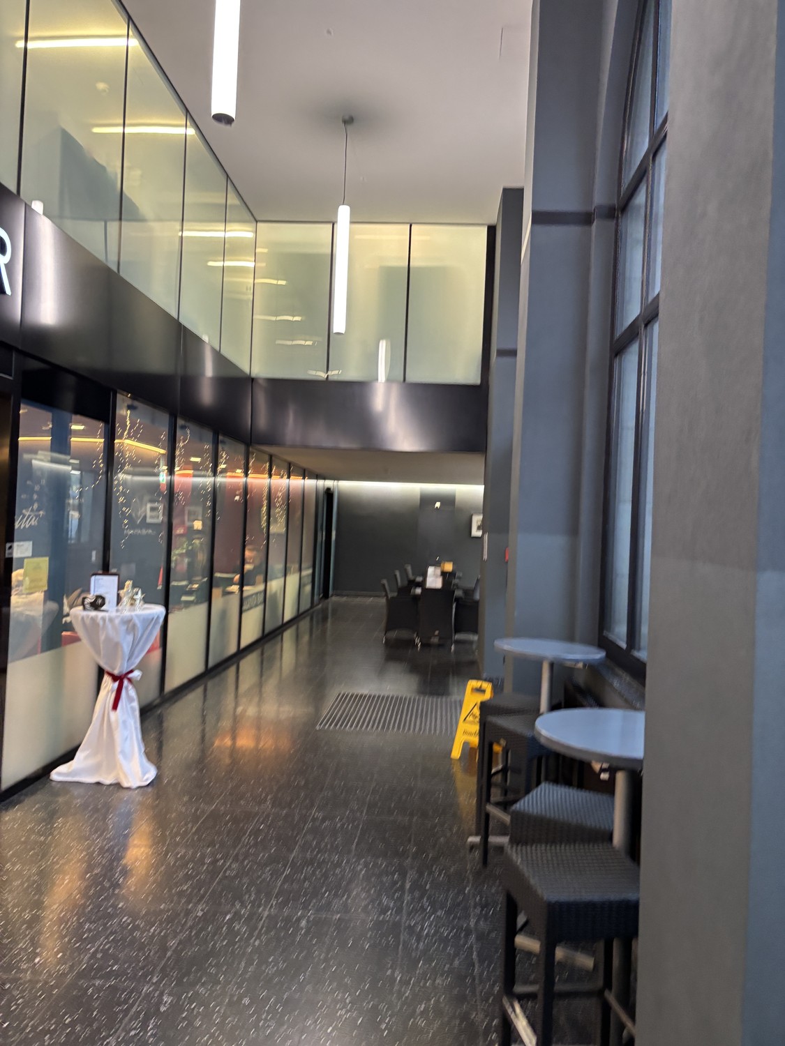 430m² grande magazzino