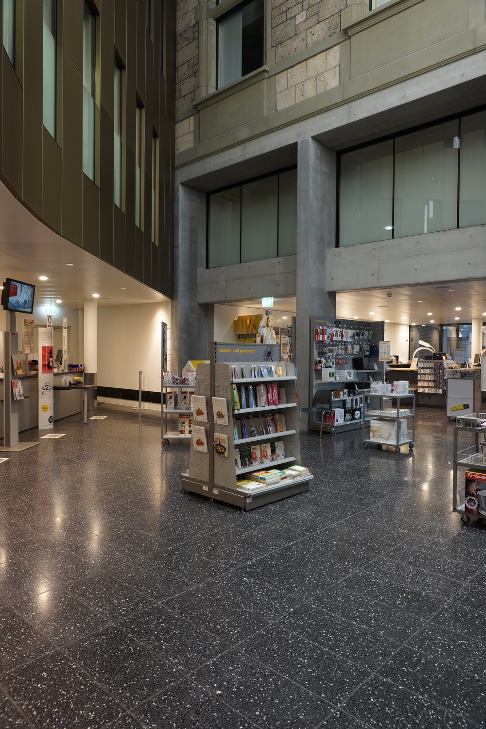 430m² grande magazzino