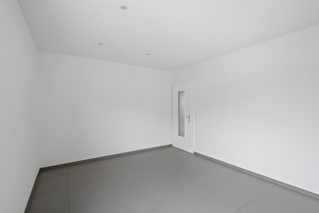 3 rooms apartment, foto 6 di 7