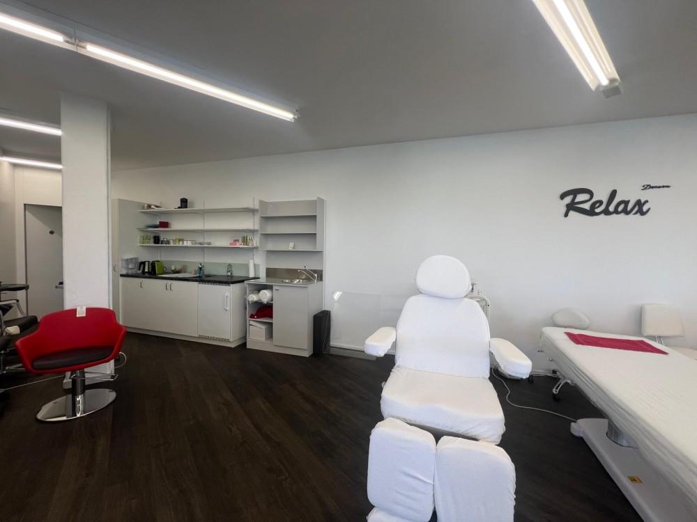 254m² negozio