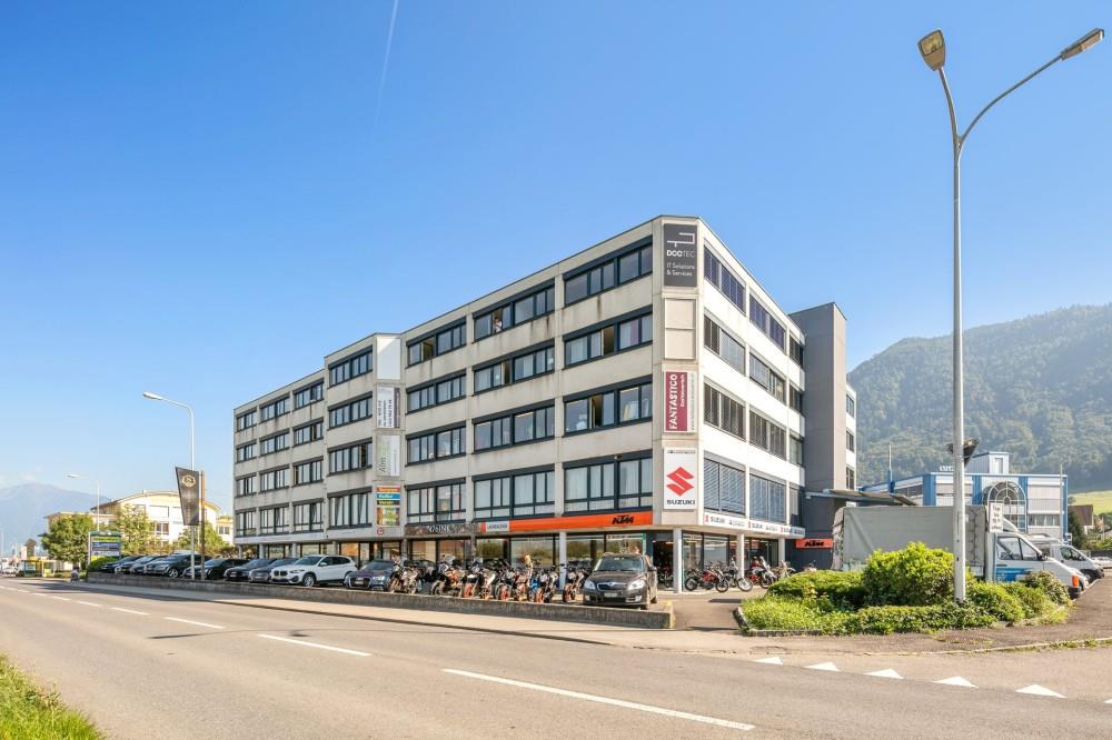 254m² negozio