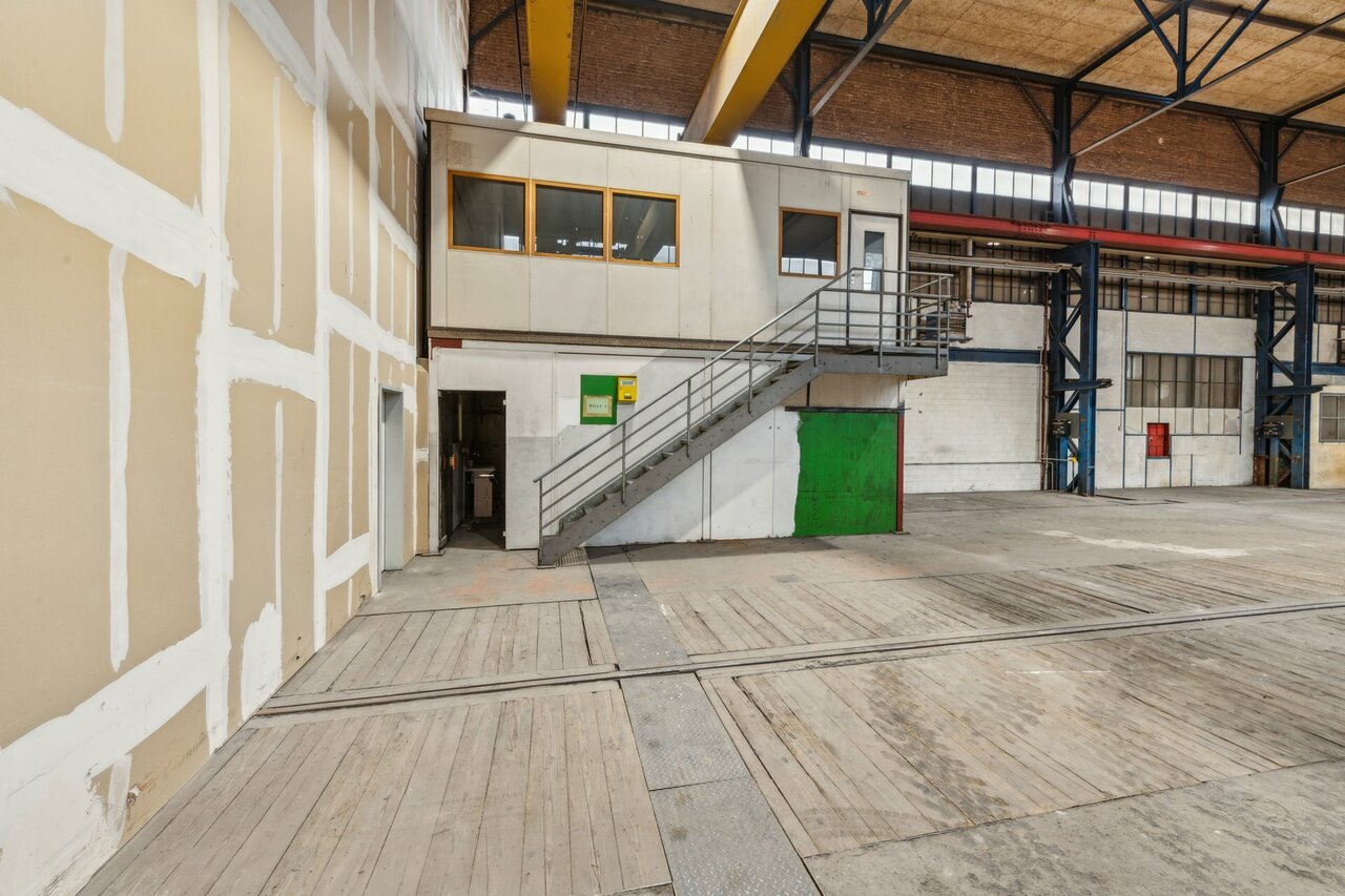 862m² commerciale