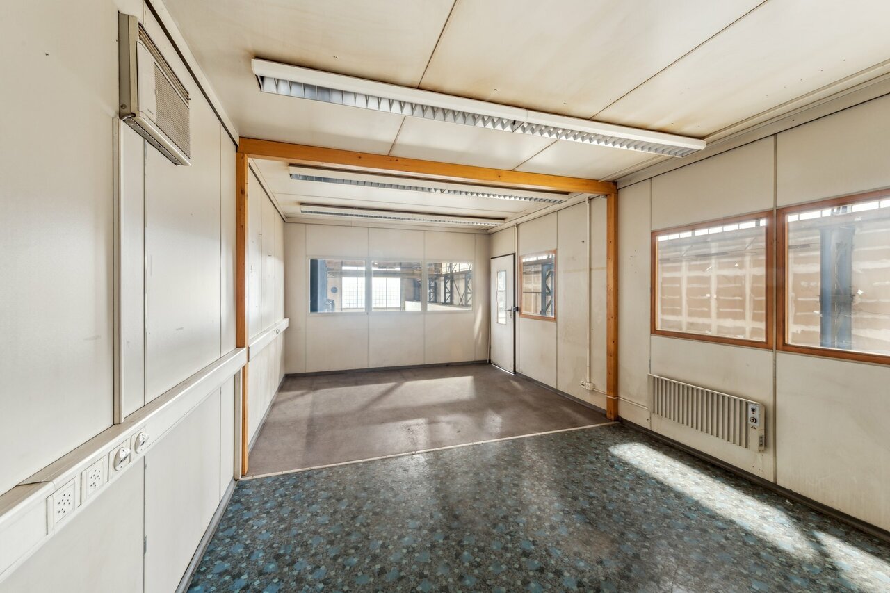 862m² commerciale