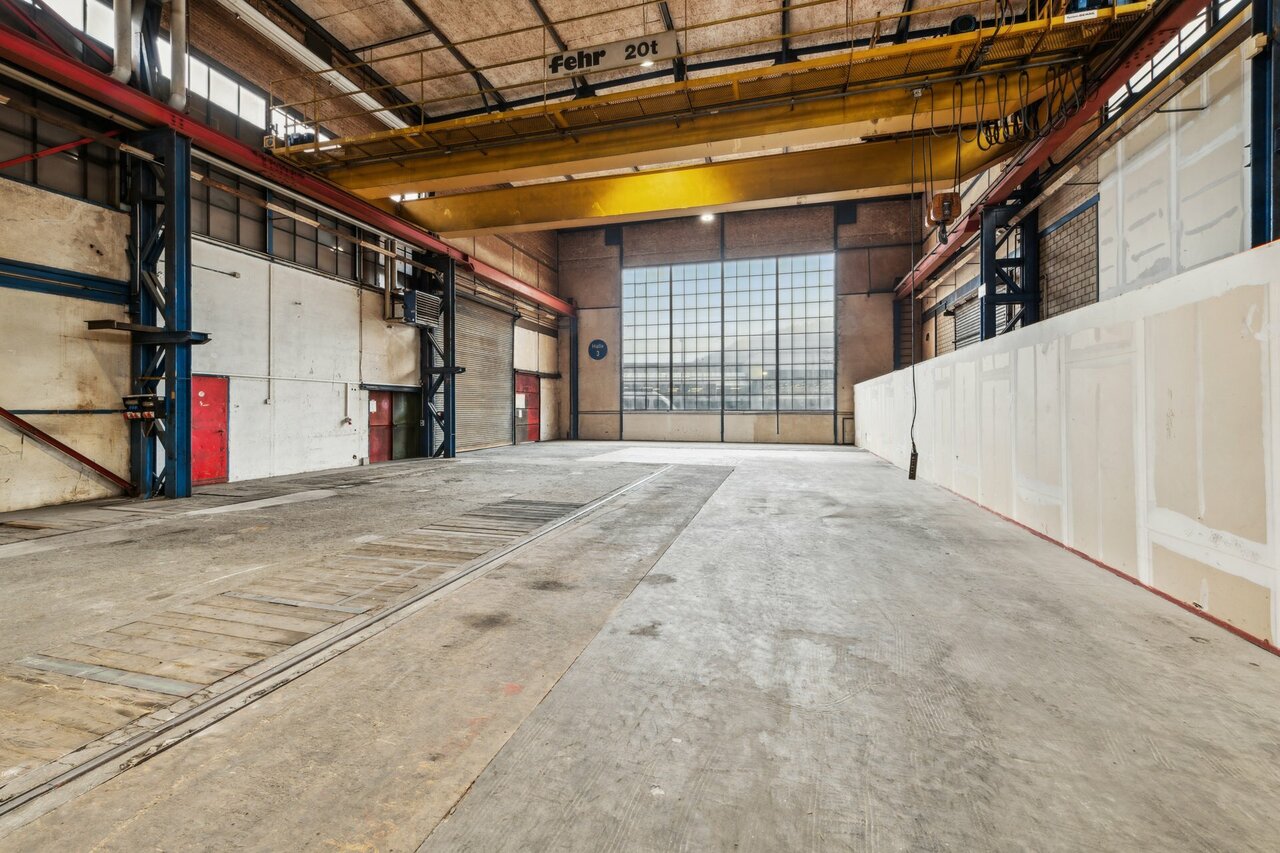 862m² commerciale