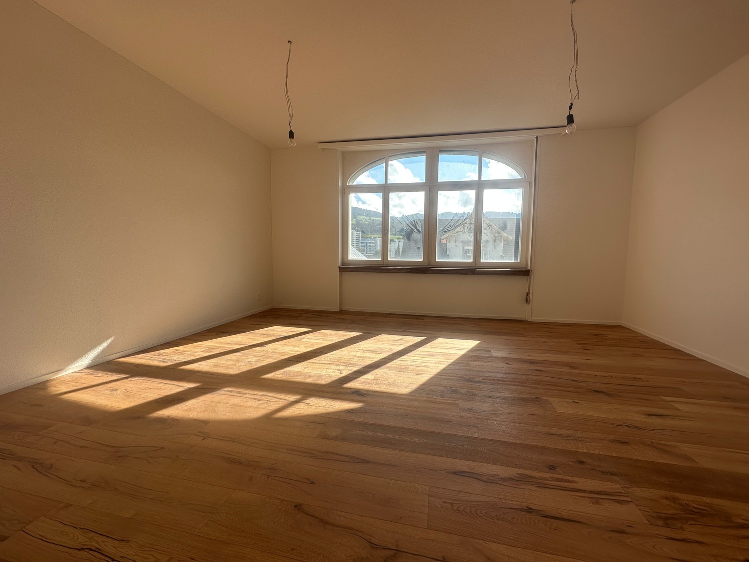 Appartamento di 2 ½ locali, foto 1 di 10