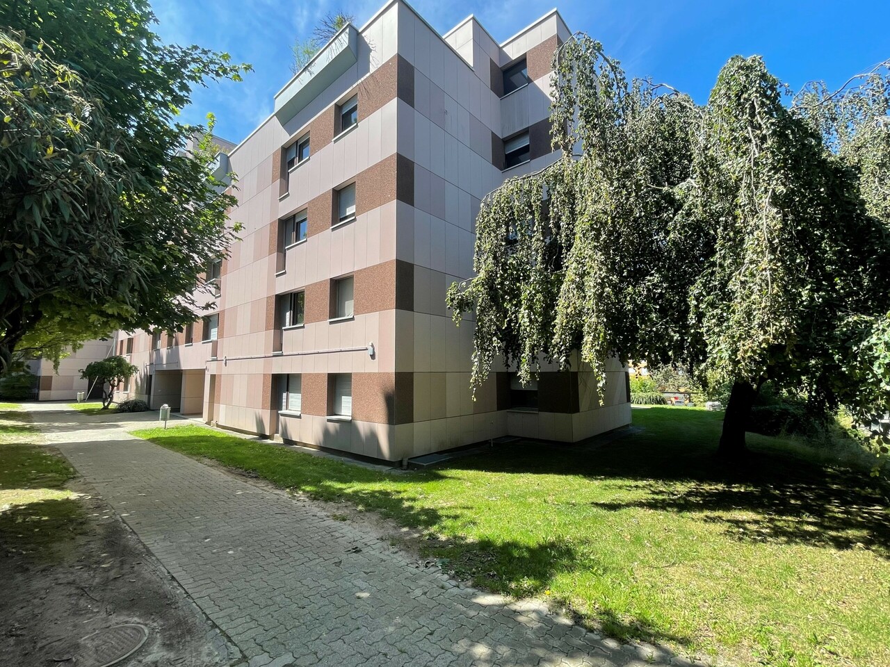 1 room apartment, foto 1 di 3