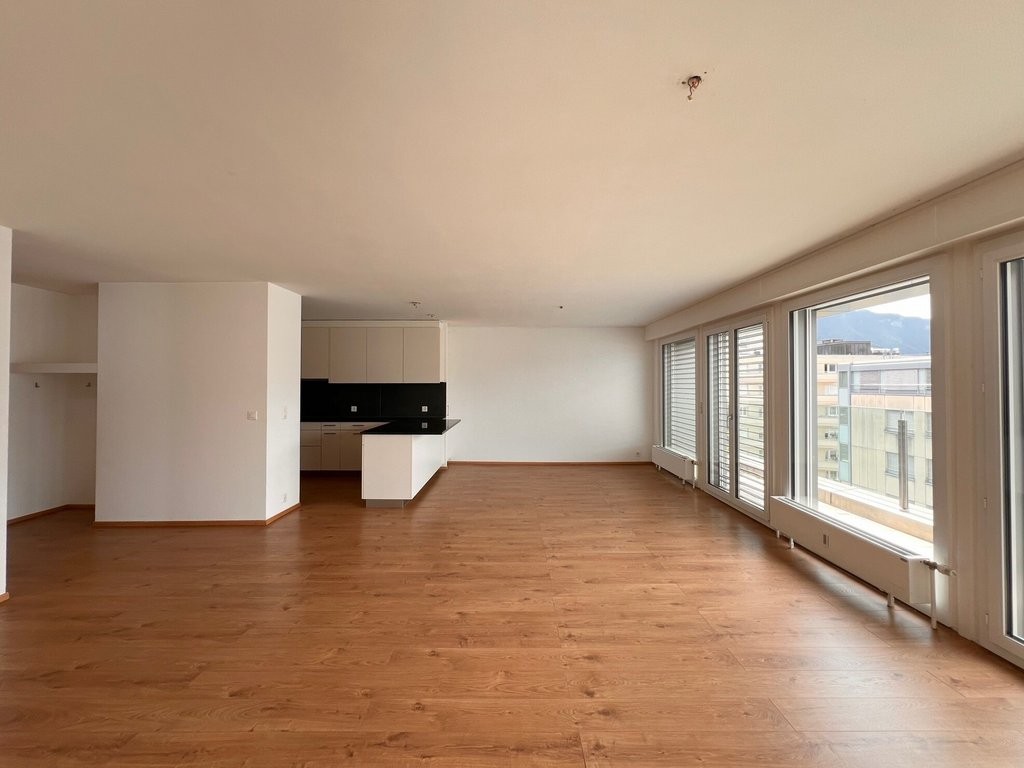 Appartamento attico di 5 ½ locali