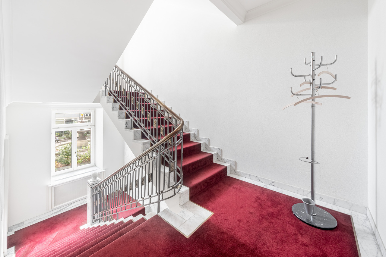 457m² ufficio
