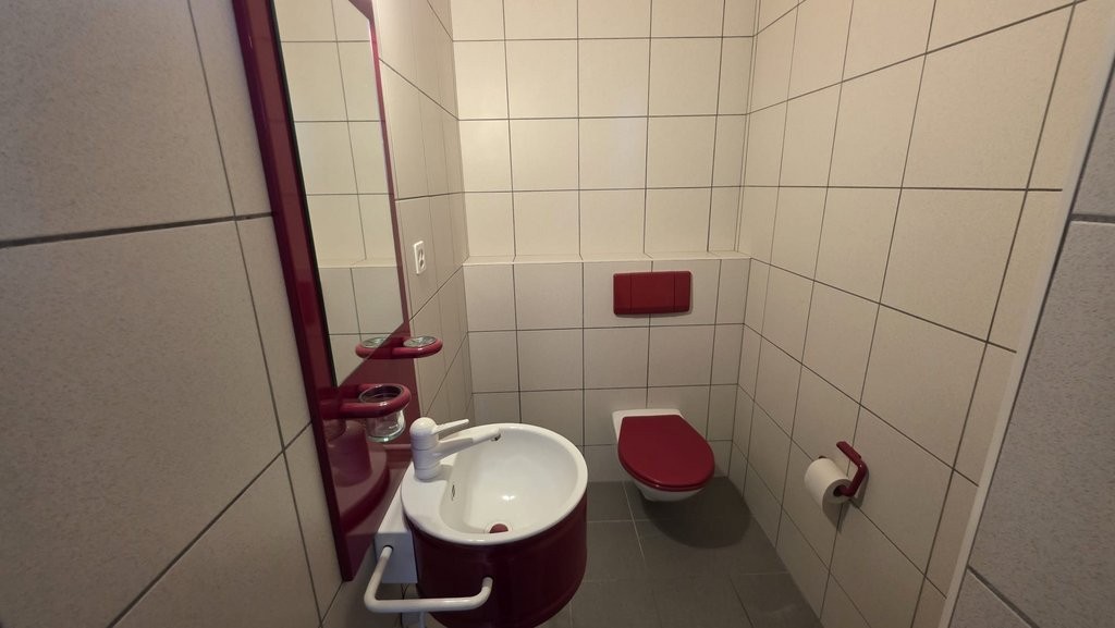 7 rooms apartment, foto 10 di 10