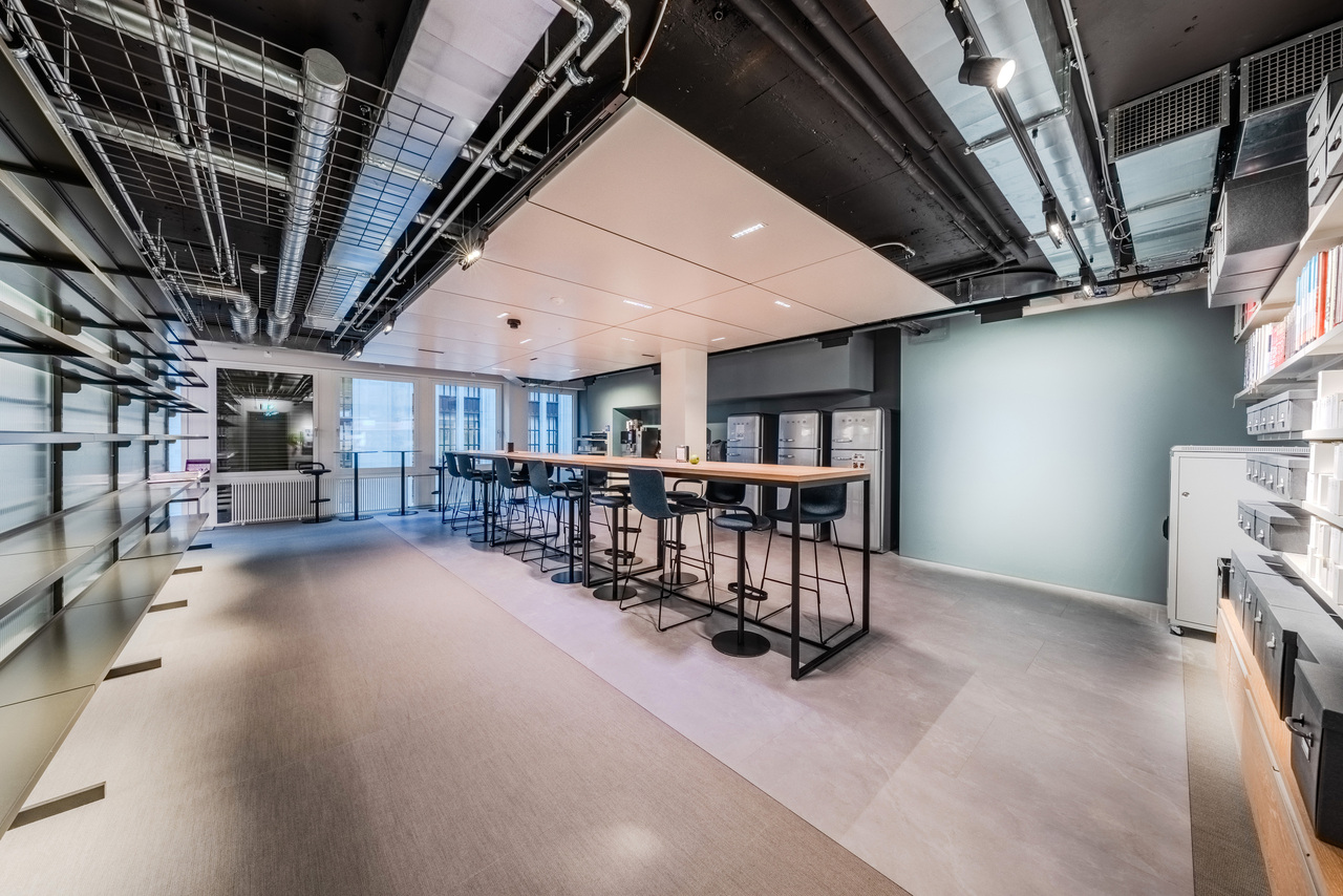 2300m² ufficio