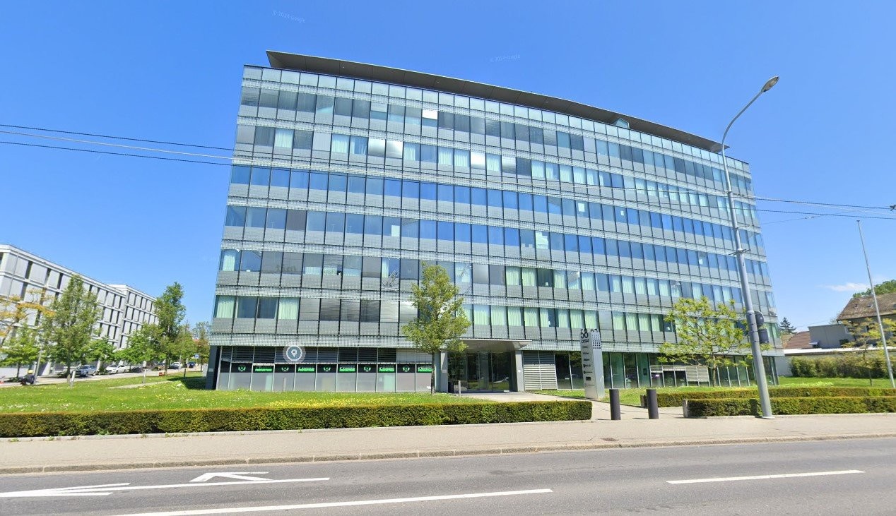 670m² ufficio, foto 2 di 2