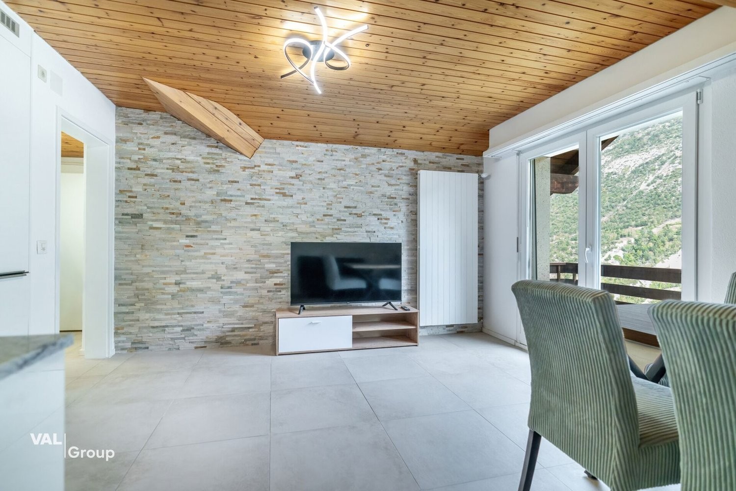 Appartamento arredato di 1 ½ locali, foto 3 di 9