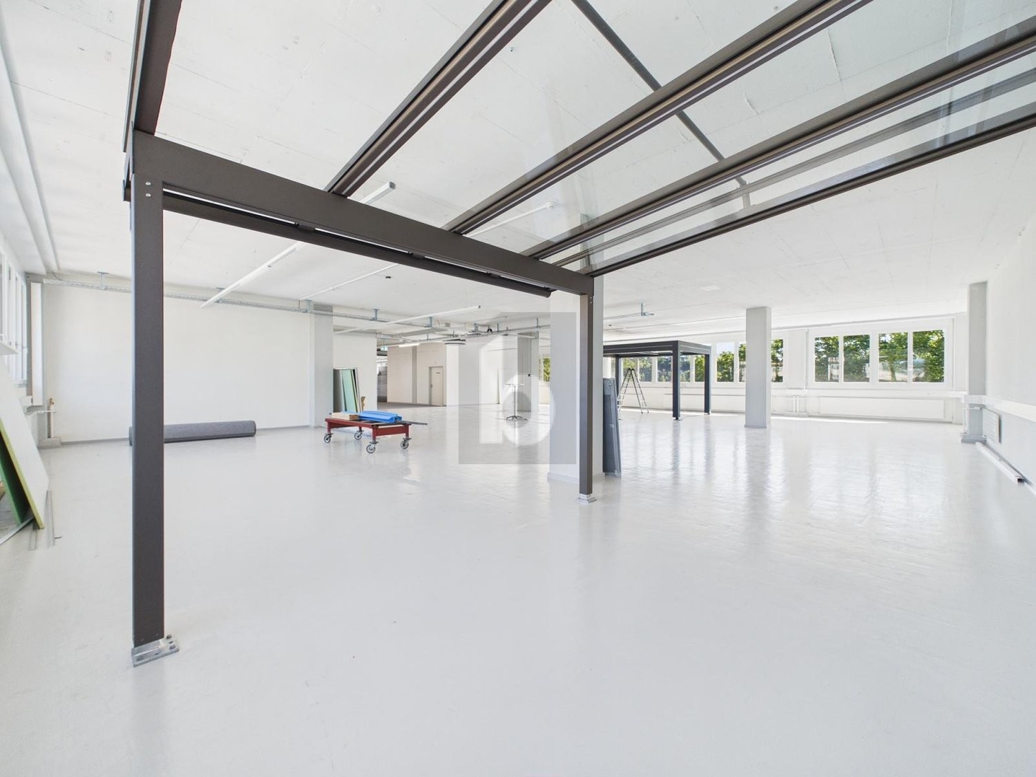 950m² ufficio