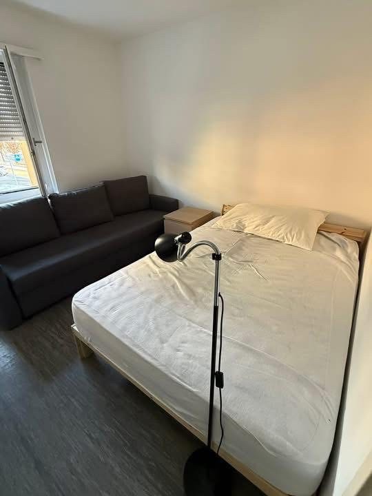 Camera in un appartamento condiviso
