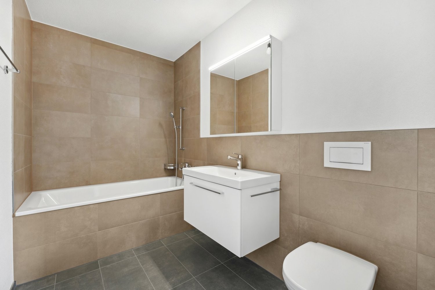 Appartamento attico di 3 ½ locali