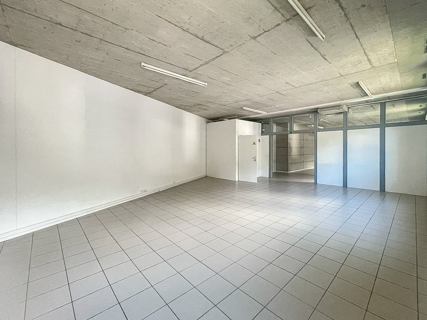 245m² Büro