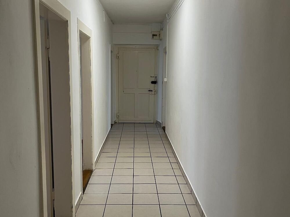 appartamento di 5 locali, foto 8 di 10