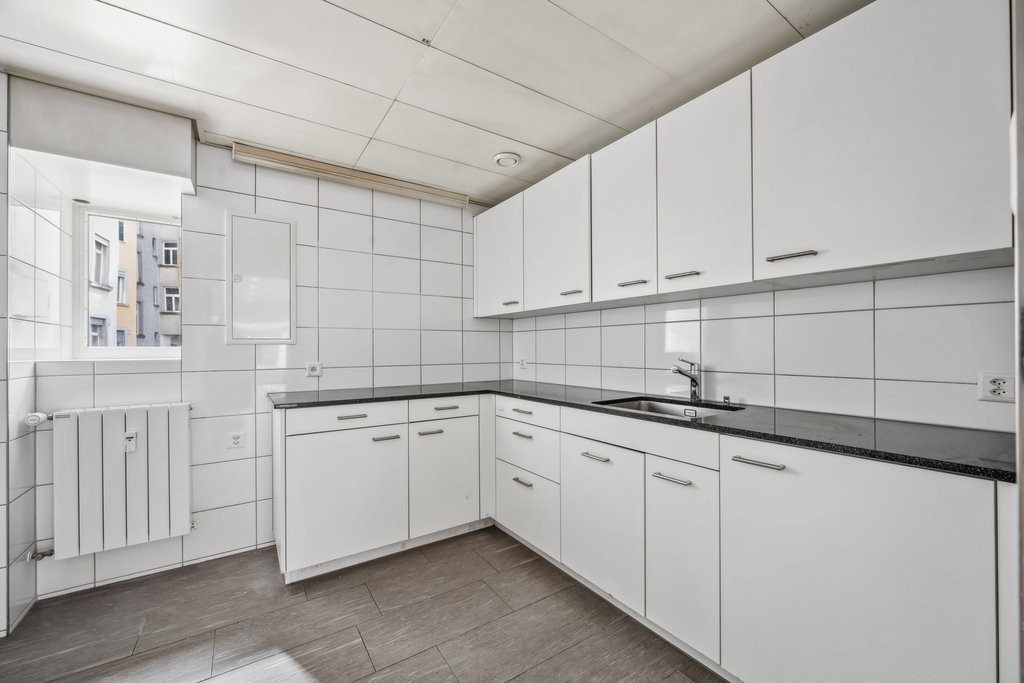 negozio di 65m²