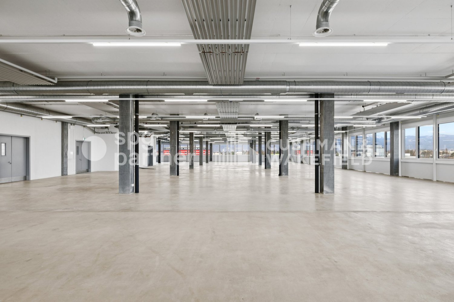 650m² commerciale