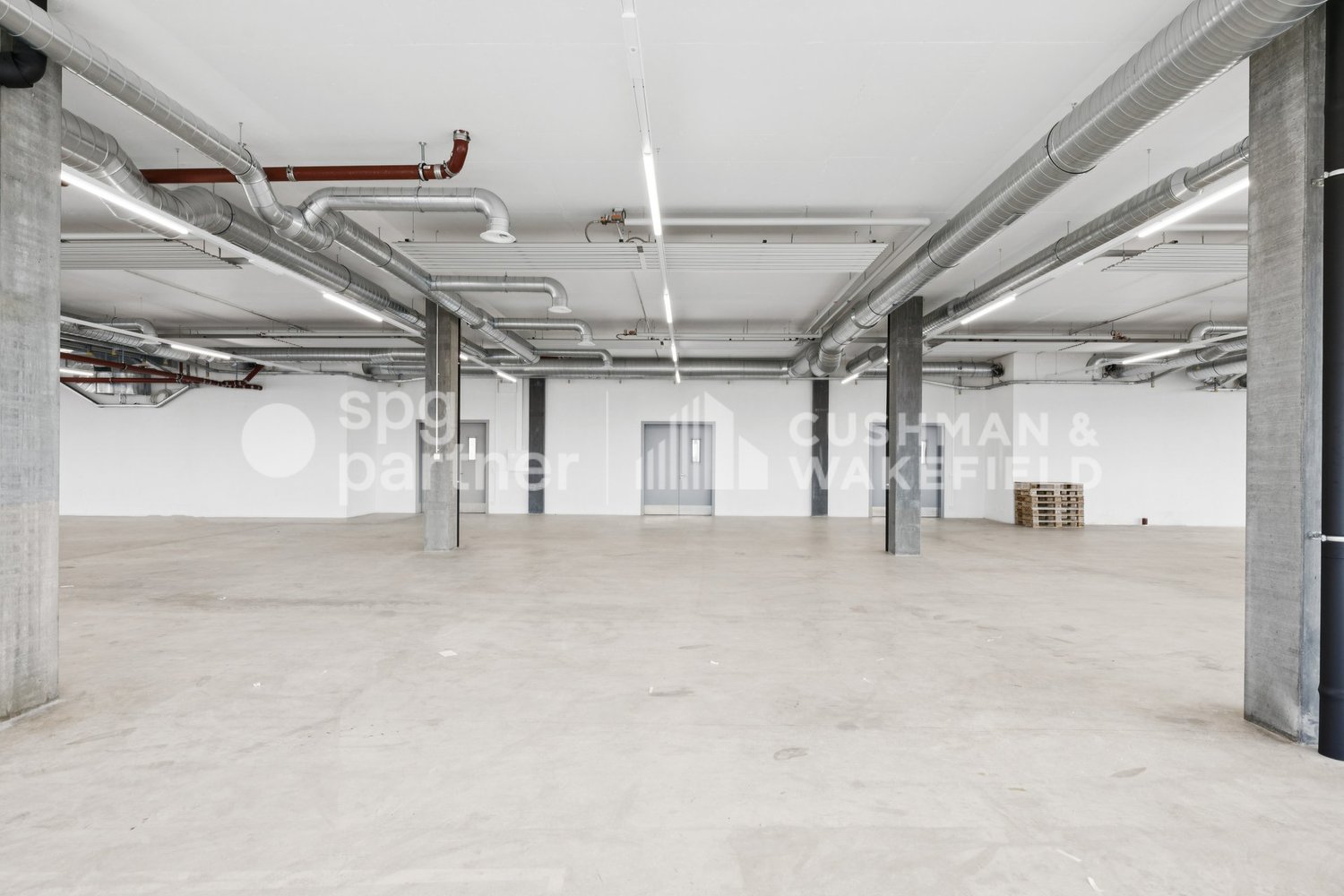 650m² commerciale