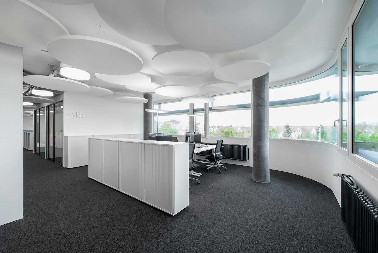 2200m² office