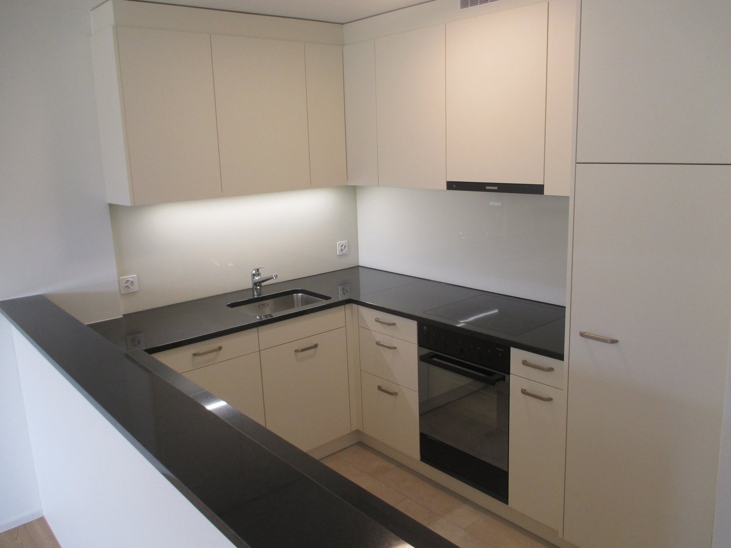 Appartamento di 3 ½ locali, foto 2 di 5