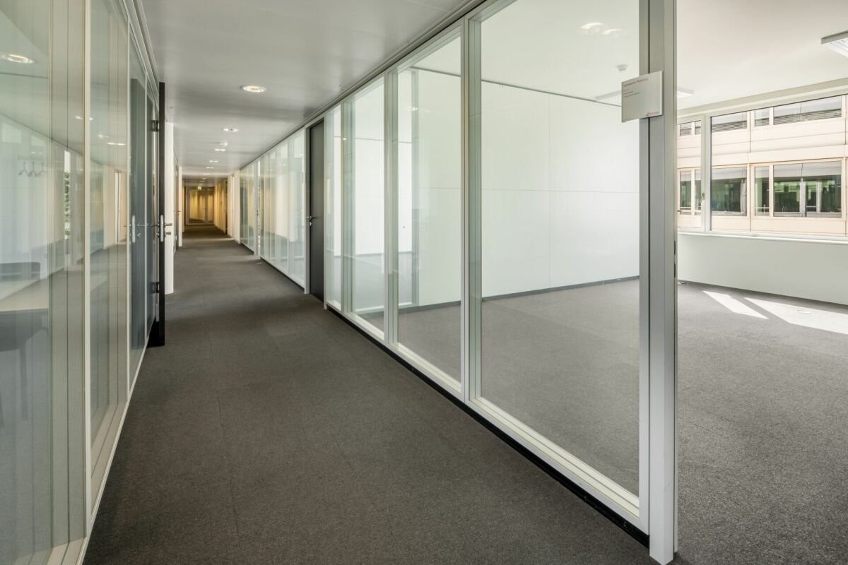 3500m² office
