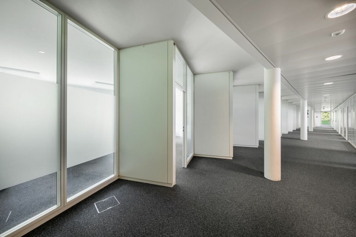 3500m² office