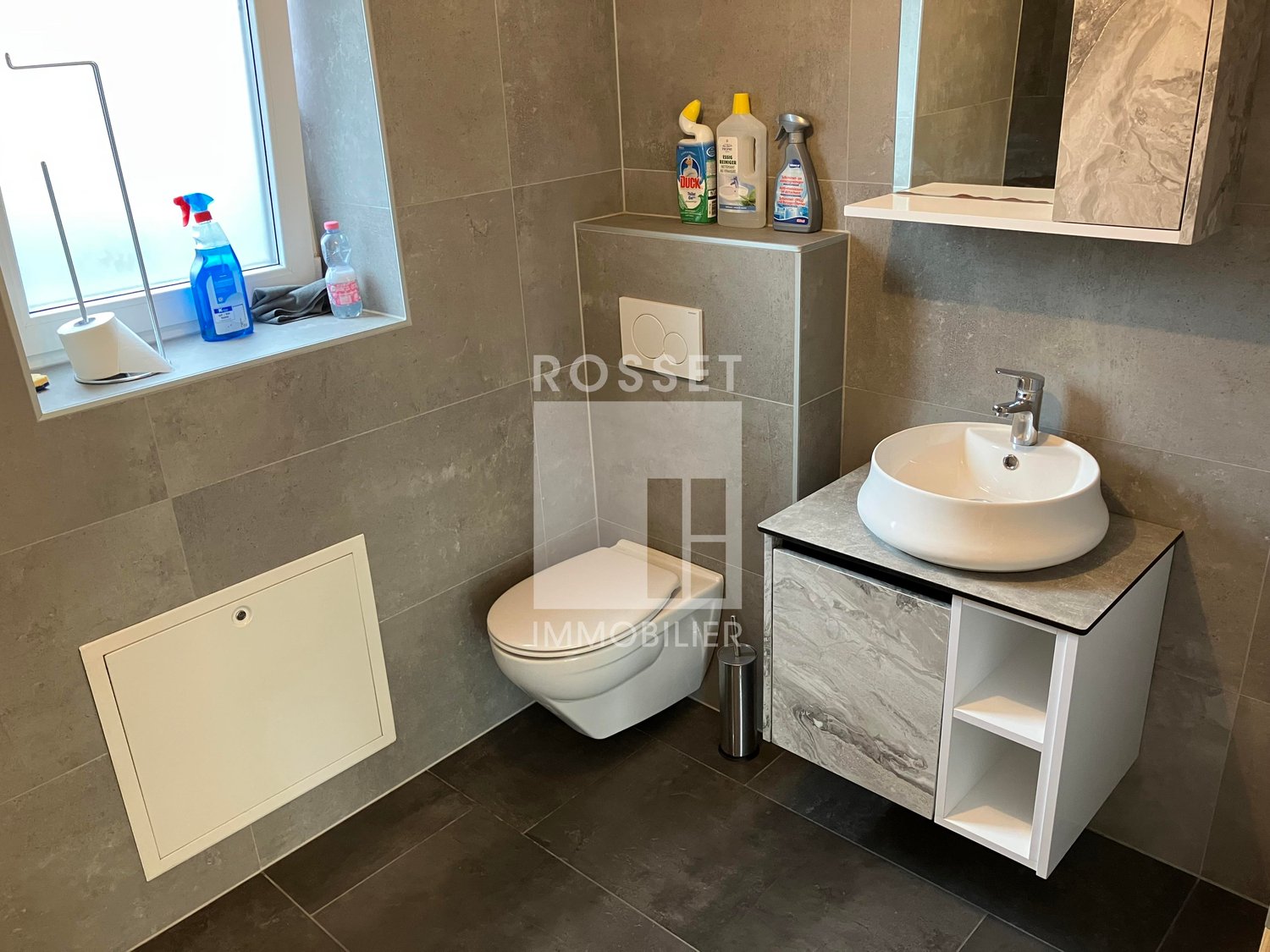 negozio di 100m²