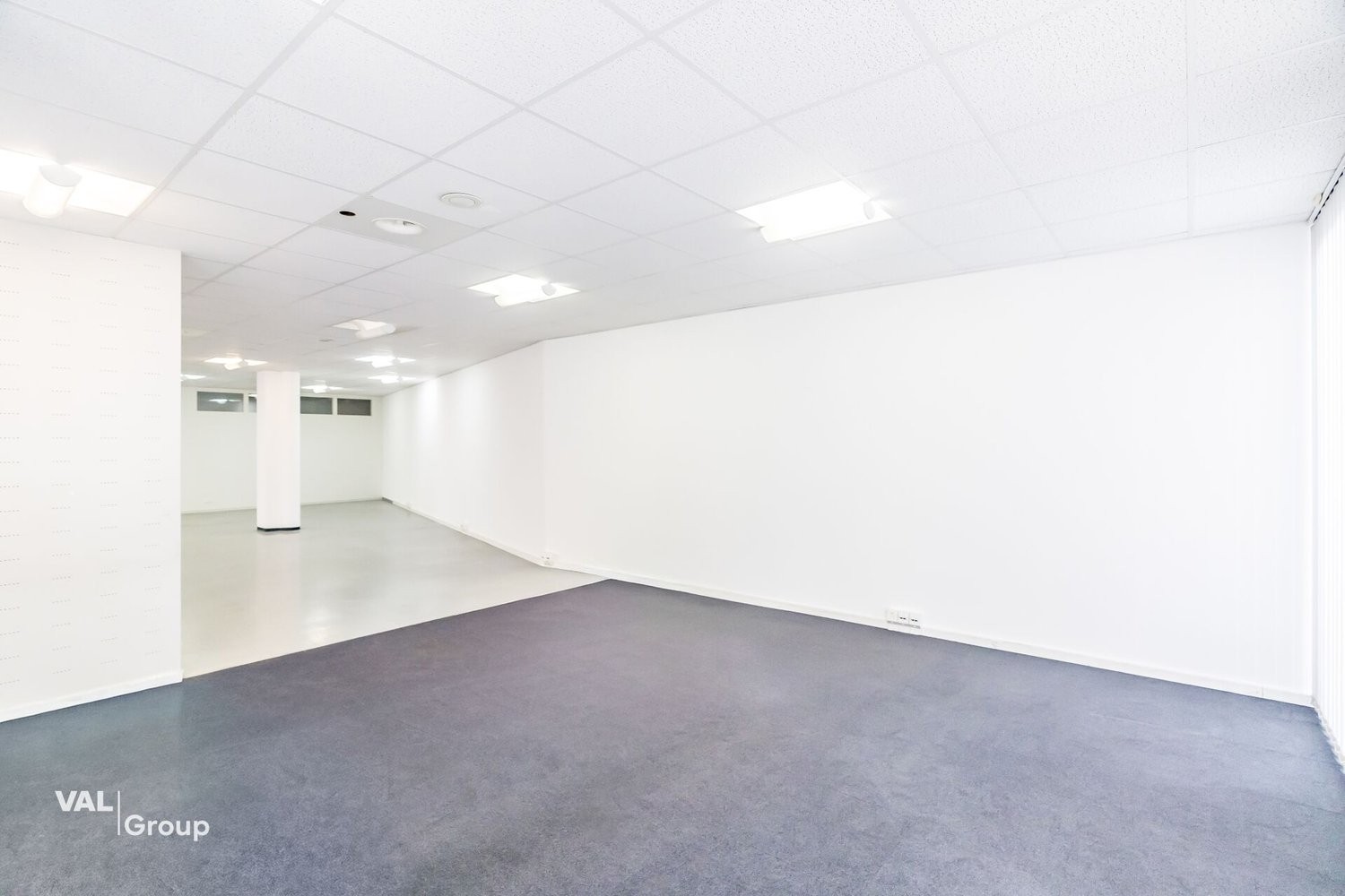 425m² living / commercial building