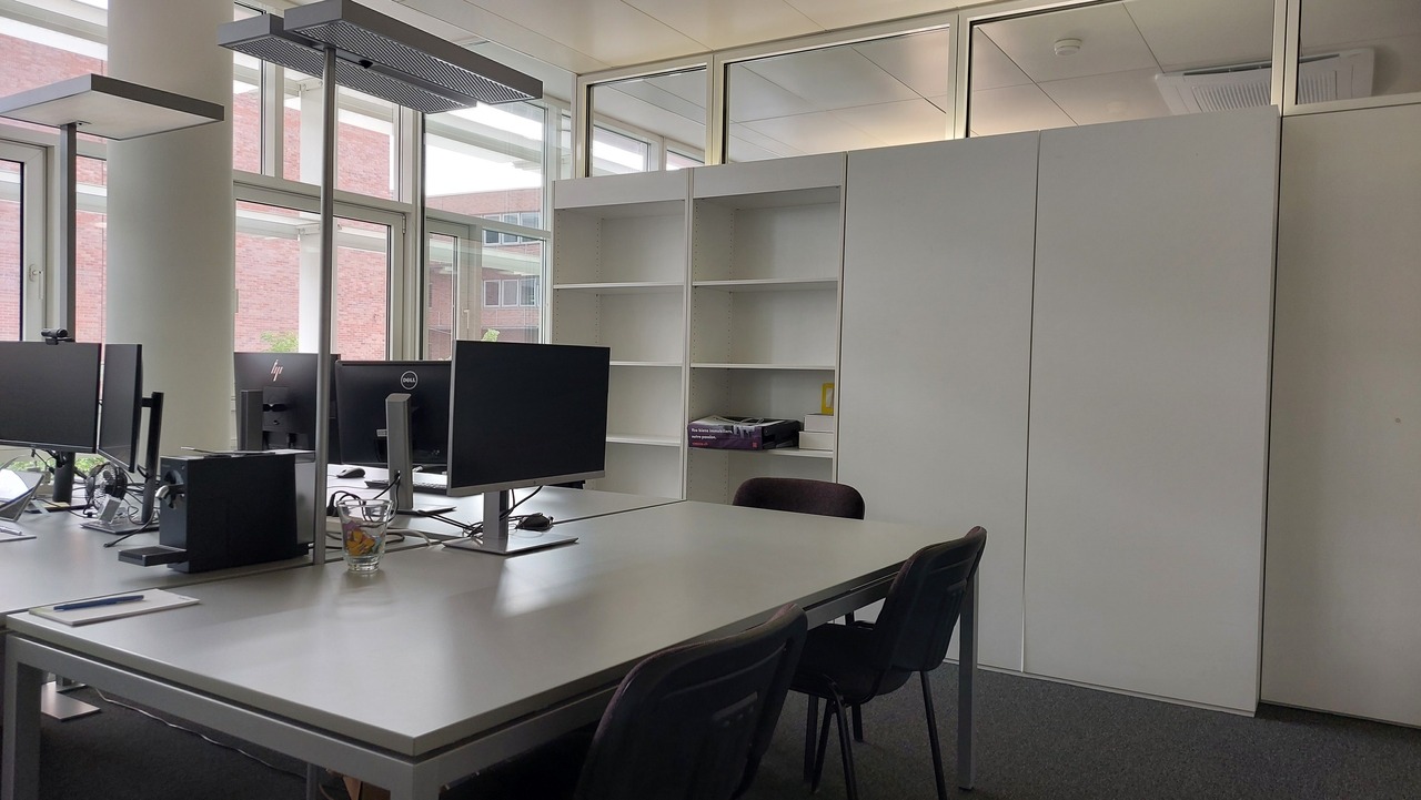 195m² office, foto 3 di 9