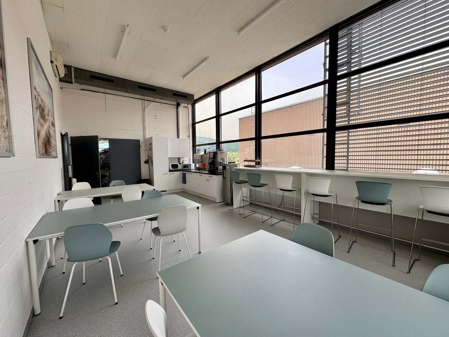1210m² commerciale