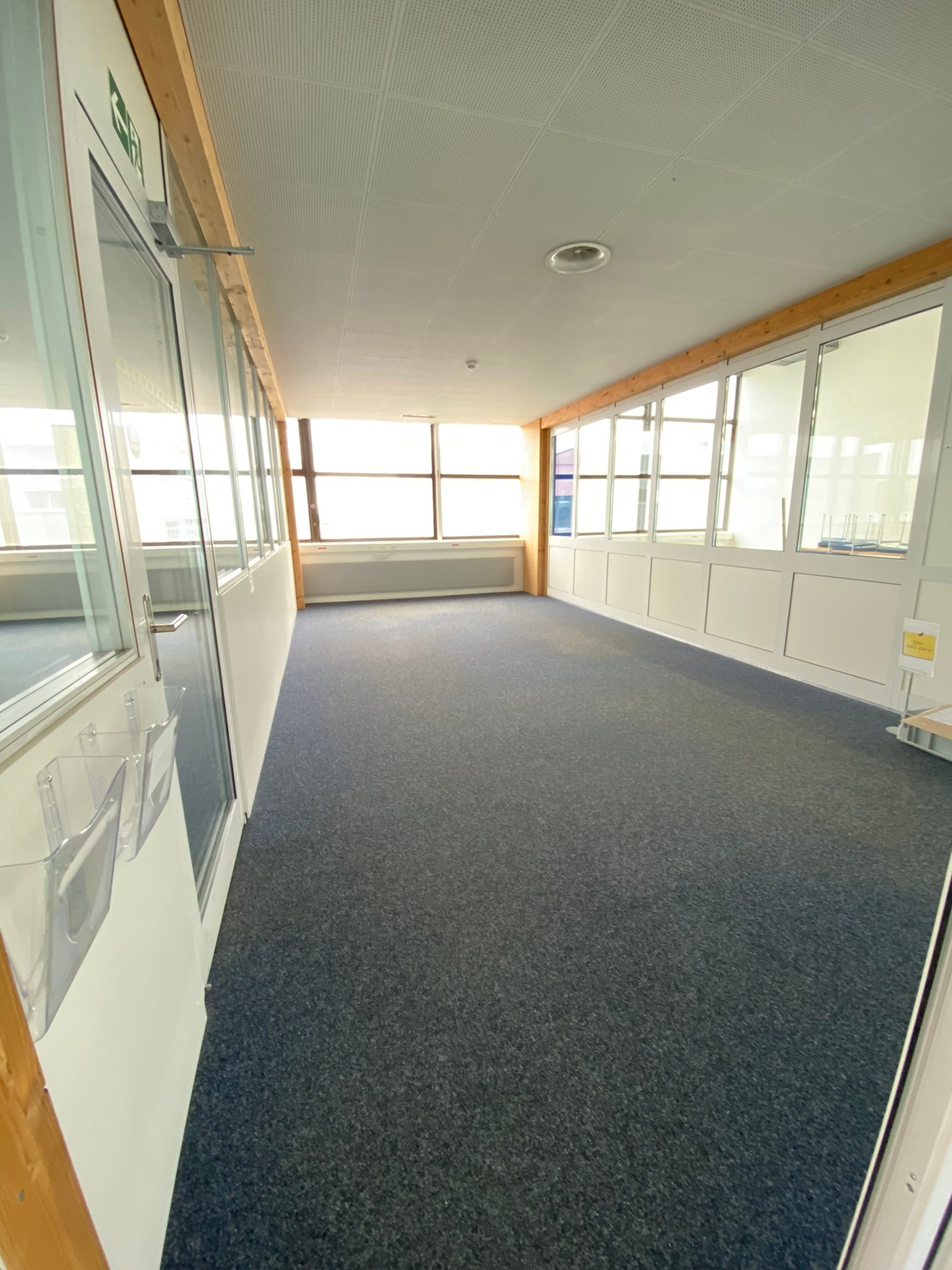1210m² commerciale