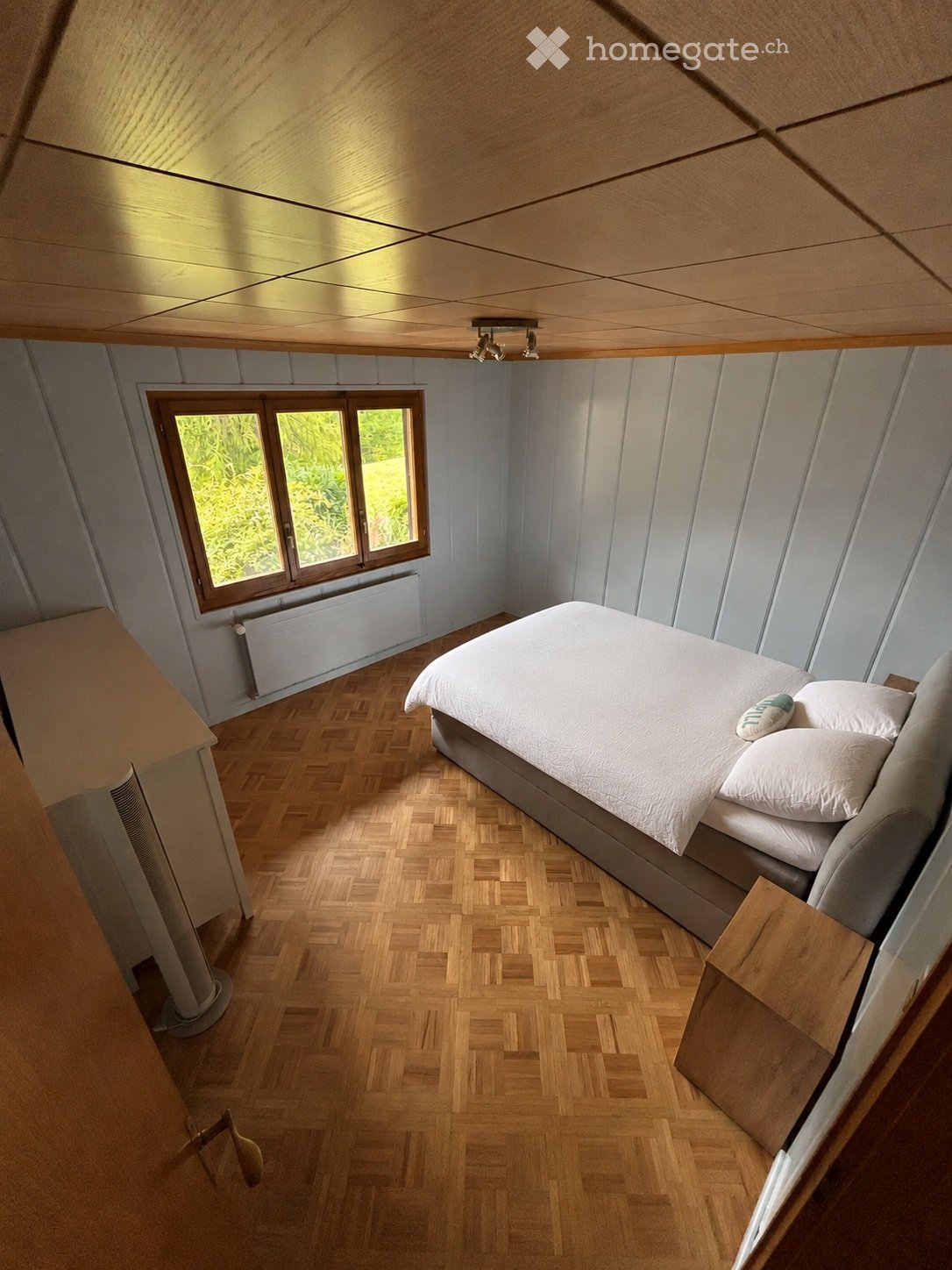 1 room single room