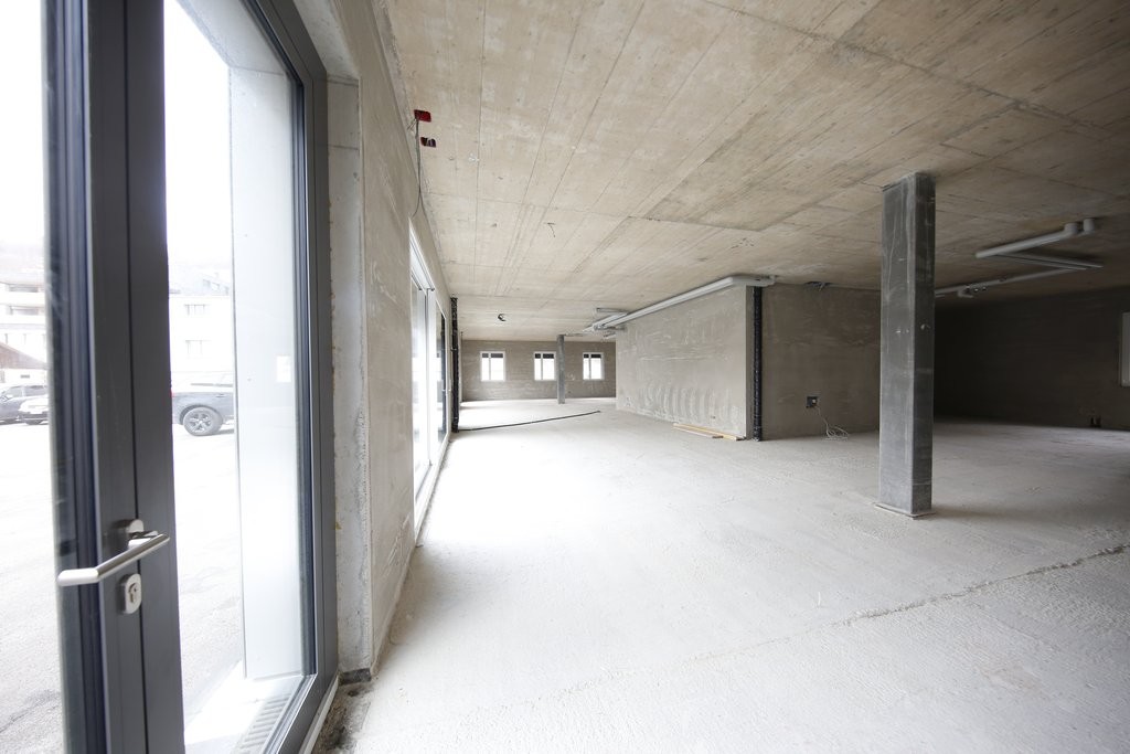 290m² commerciale