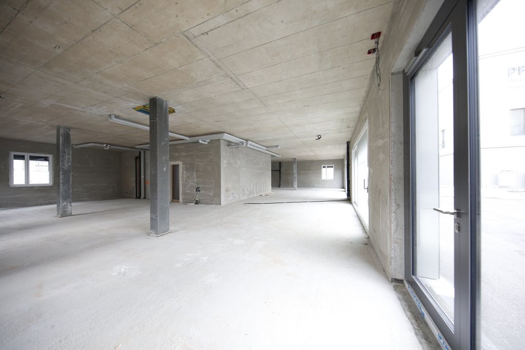 290m² commerciale