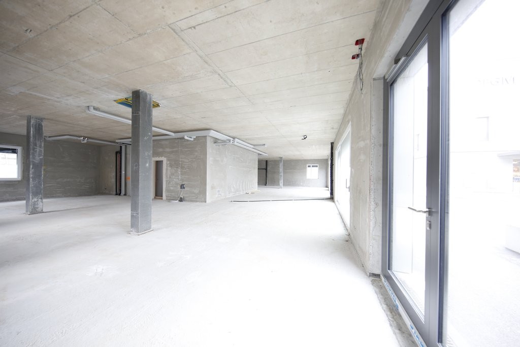 290m² commerciale
