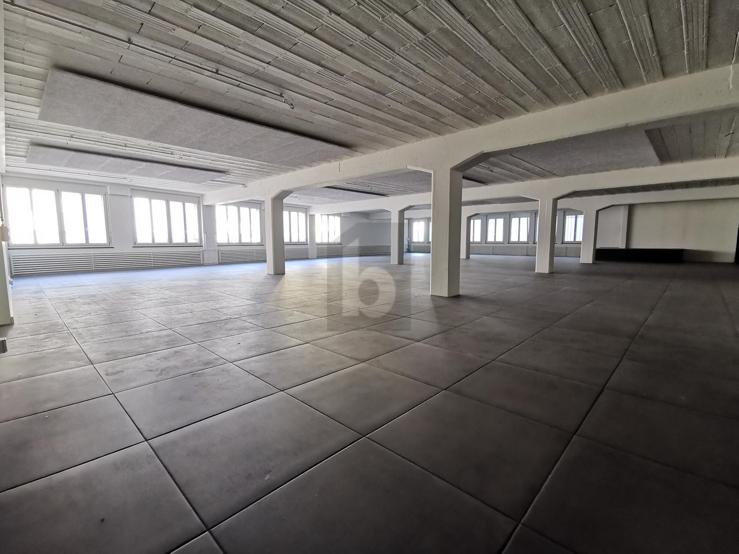 oggetto industriale di 435m²