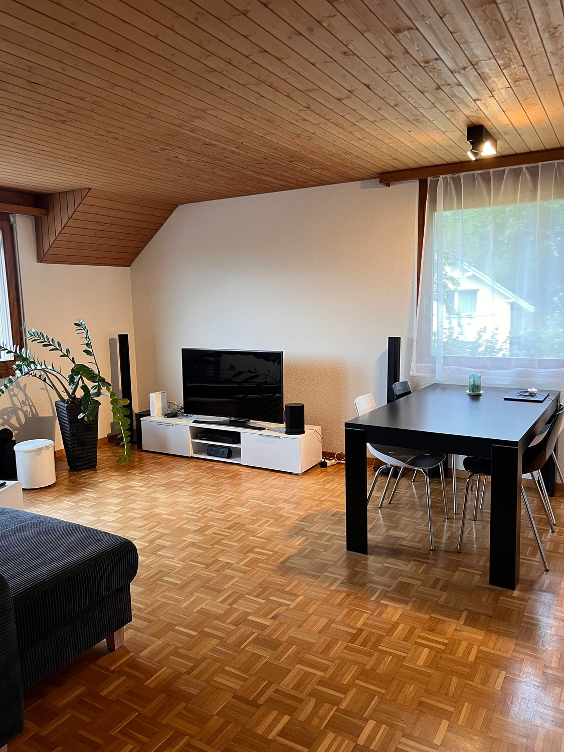 Appartamento di 2 ½ locali, foto 1 di 6