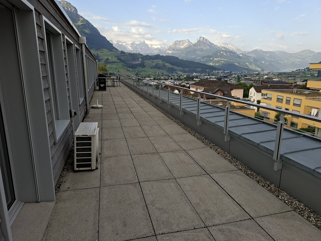124m² office
