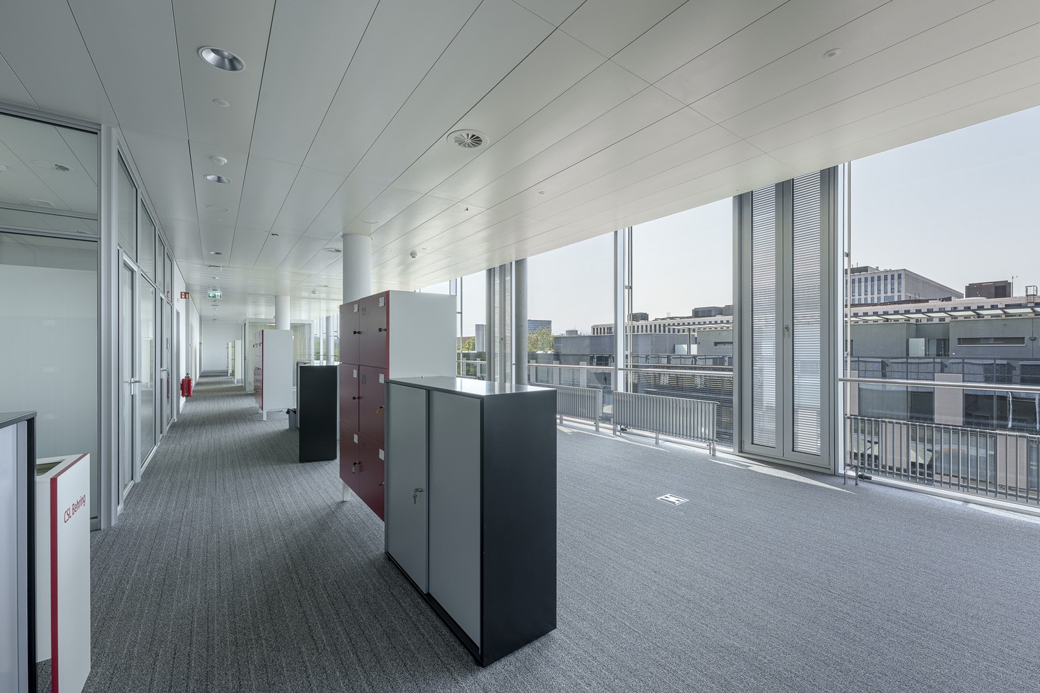 596-596m² ufficio, foto 8 di 9