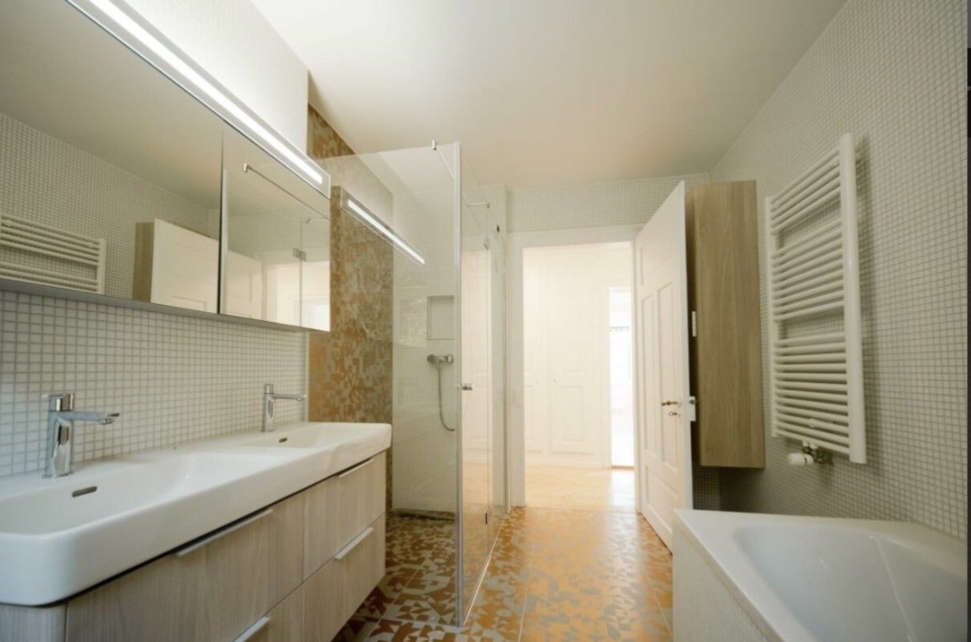 Appartamento di 4 locali, foto 8 di 10
