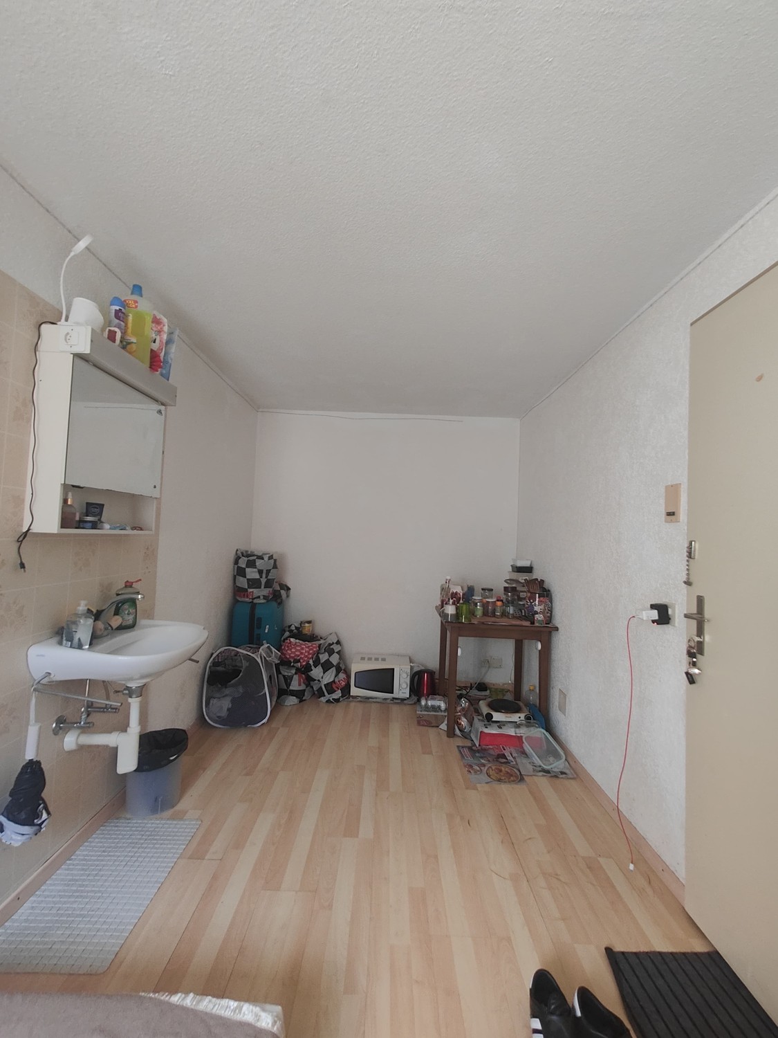 Camera in un appartamento condiviso, foto 2 di 2